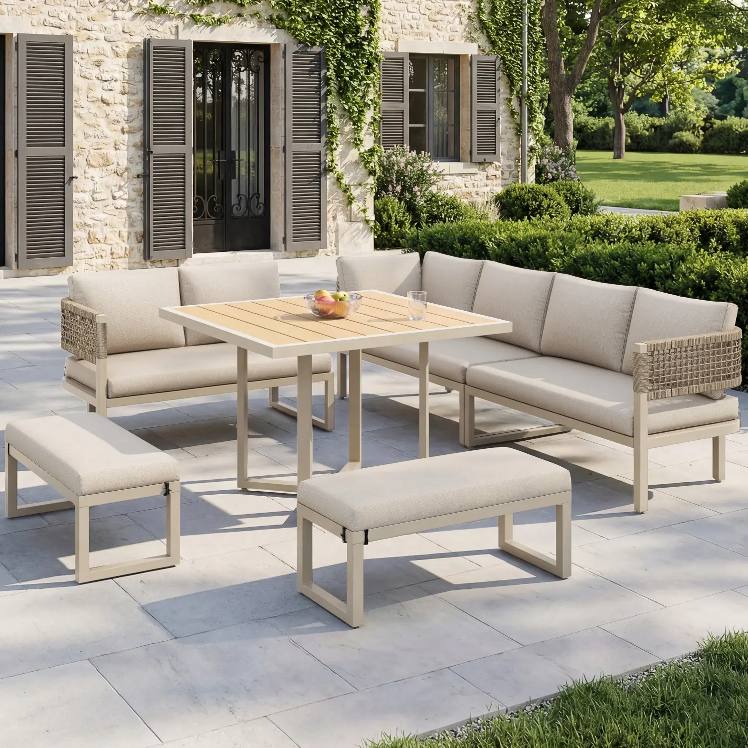 Ensemble de jardin pour 8 à 10 personnes, comprenant une grande table à manger en plastique et bois avec des détails en corde, beige